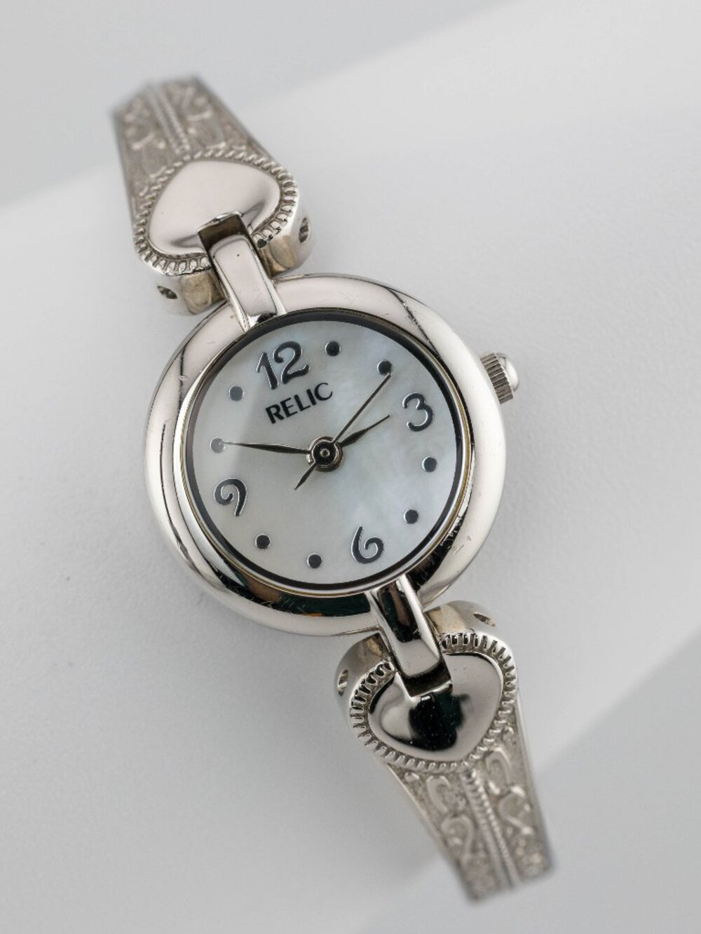 Relic ZR33903 Mother of Pearl Dial Quartz Analog Women's Watch New Battery